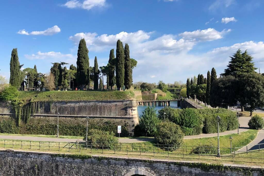 Appartamento *central Lakeside Apt*swimming Pool & Free Parking