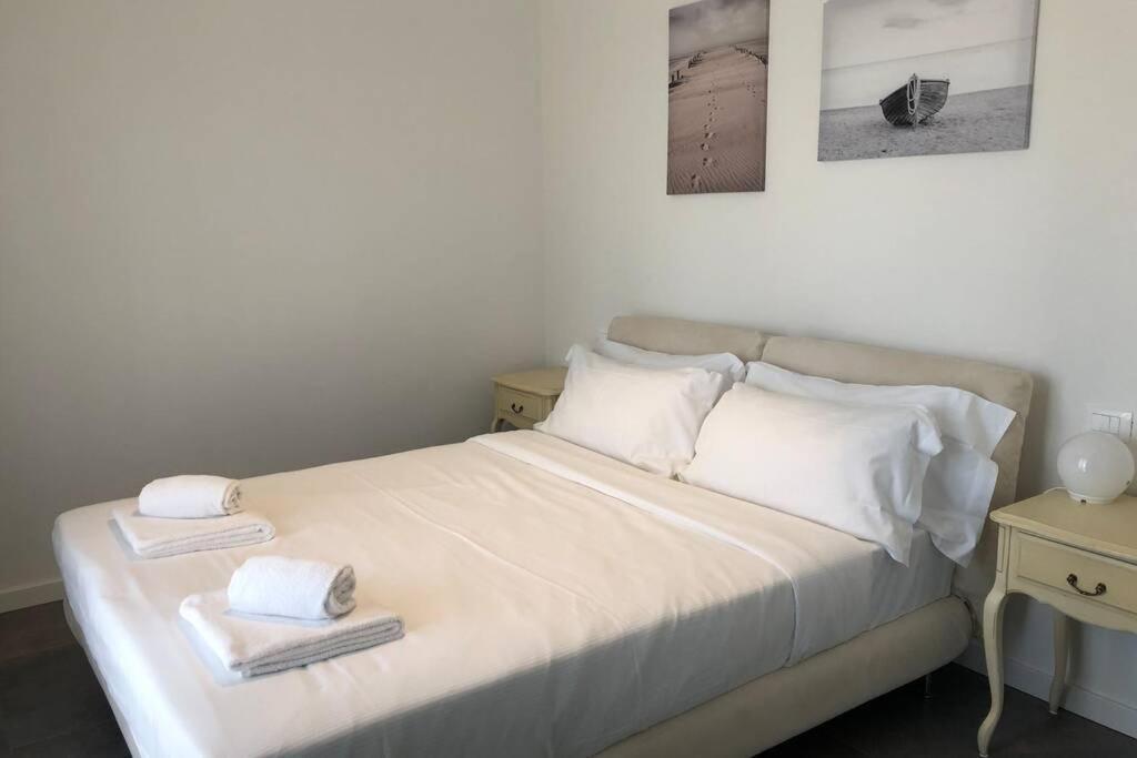 Apartment *central Lakeside Apt*swimming Pool & Free Parking Peschiera del Garda